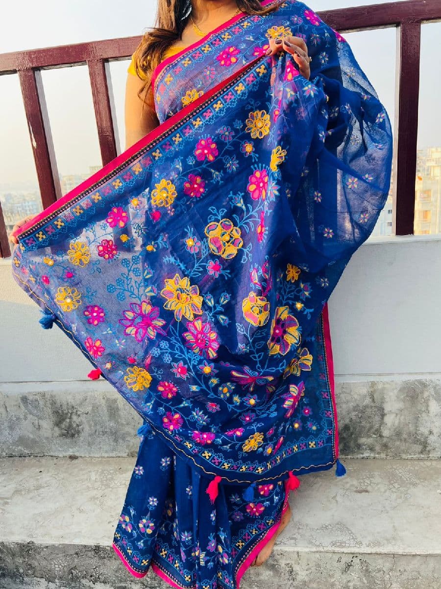 হাফ সিল্ক শাড়ি