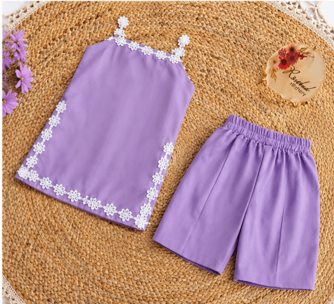 Baby Girl Lace Trim Top & Shorts Set (৮–১০ বছর)